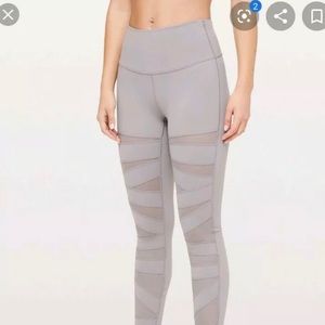 NWOT Lululemon wunder under SIZE 8